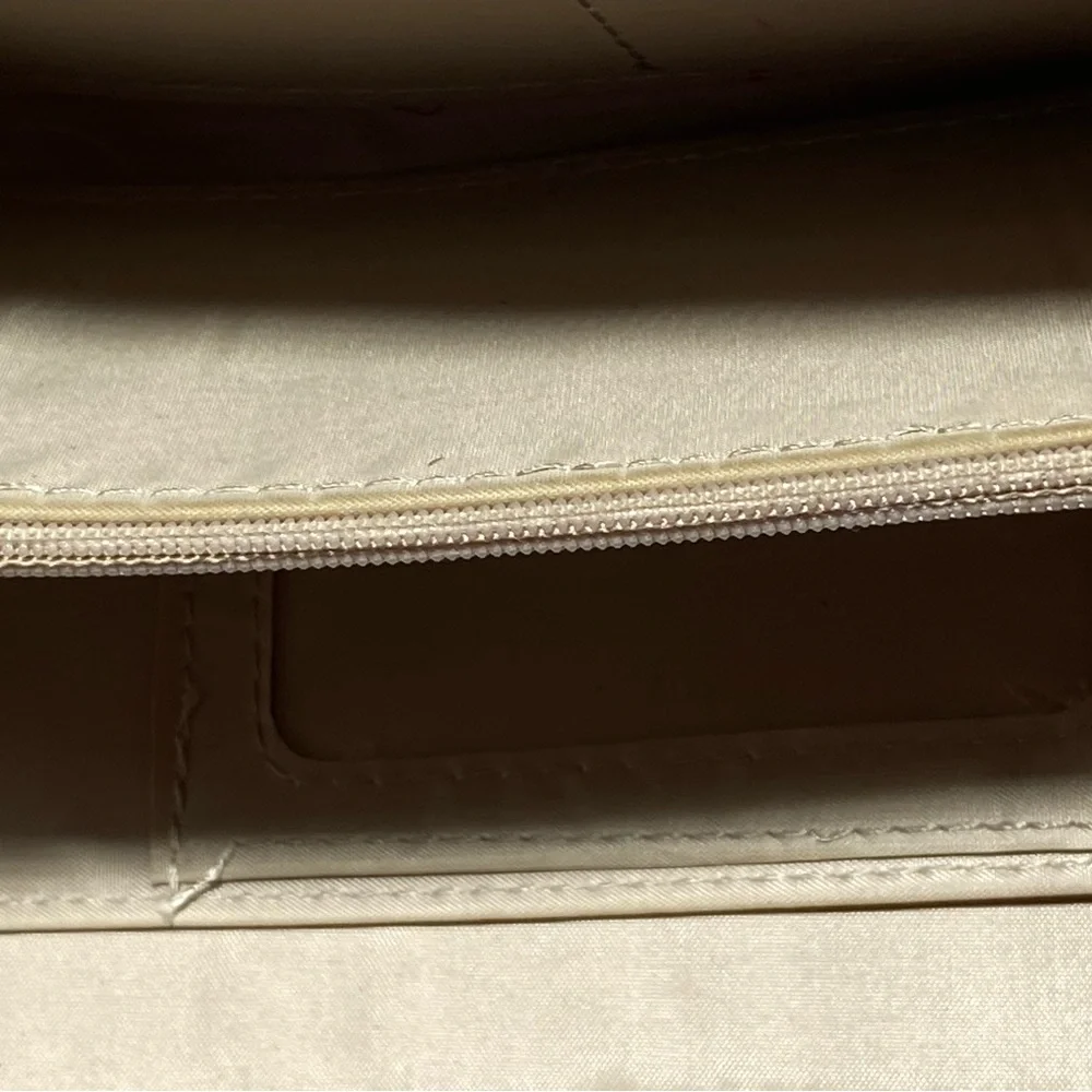 Elegant Cream Wallet